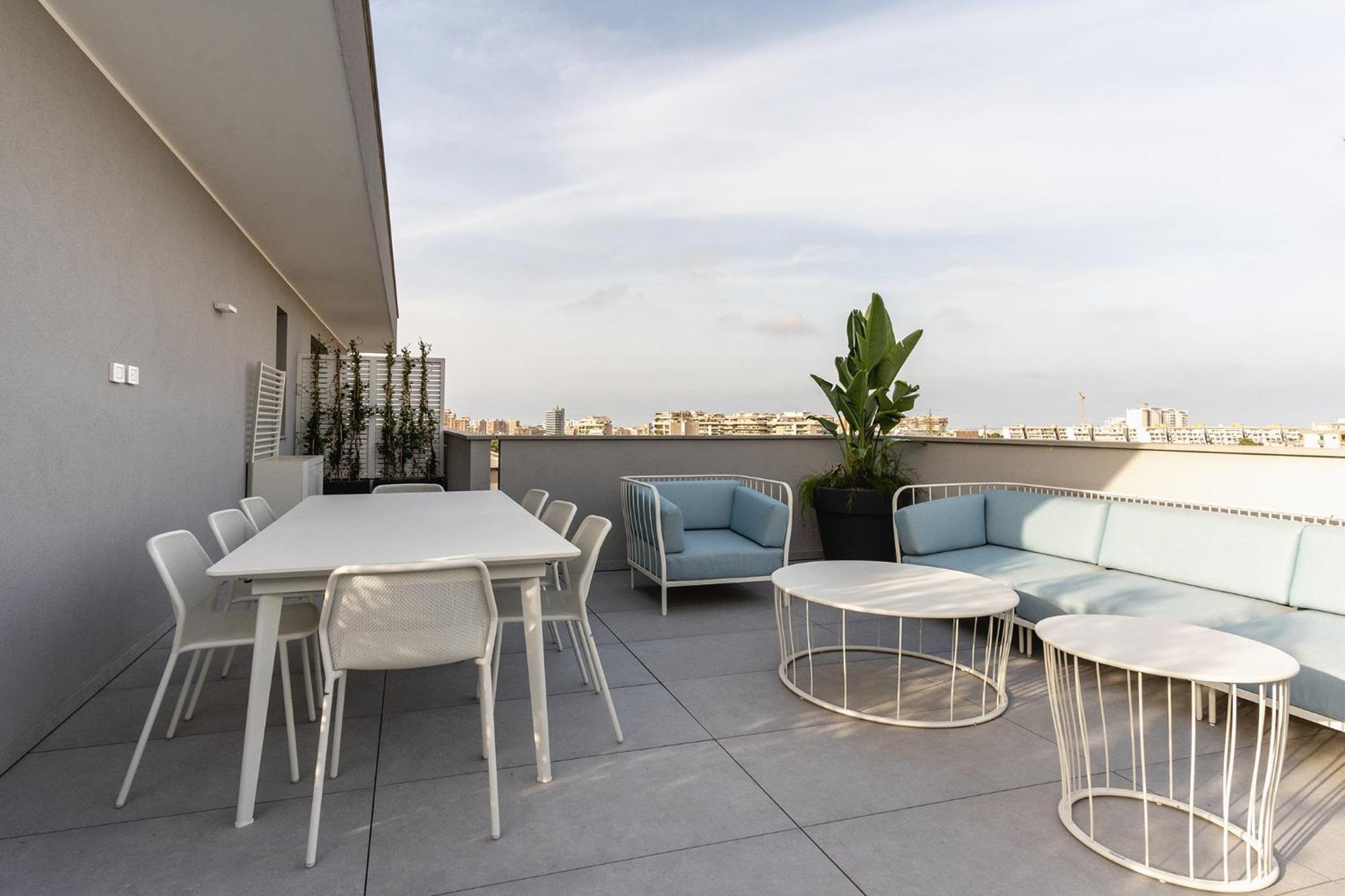 Green Park Penthouse Suite & Pool - Heated Pool - Бари Экстерьер фото