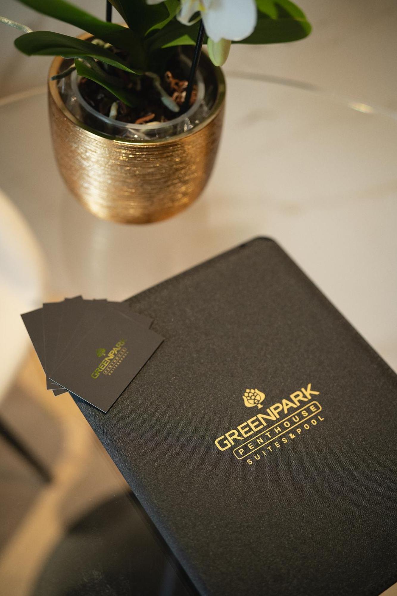 Green Park Penthouse Suite & Pool - Heated Pool - Бари Экстерьер фото